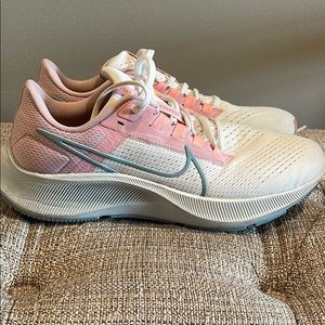 Nike Air Zoom Pegasus size 9 shoes
